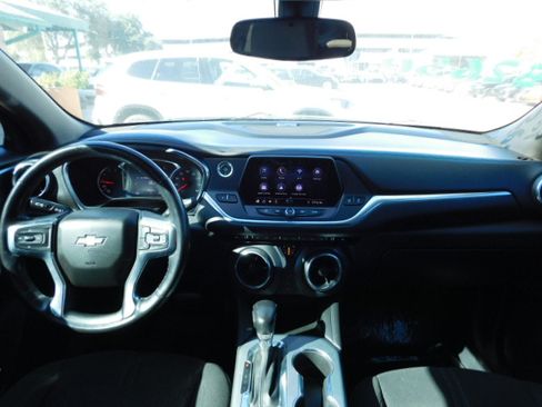 Used 2020 Chevrolet Blazer LT image 15