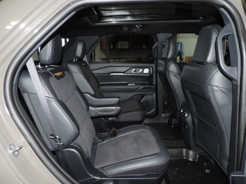 Used 2026 Ford Explorer 4WD Tremor image 31