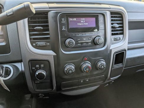 Used 2017 RAM 1500 ST image 11