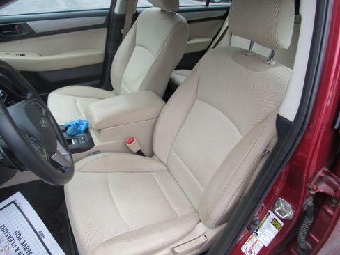 Used 2015 Subaru Outback 2.5i Premium image 10