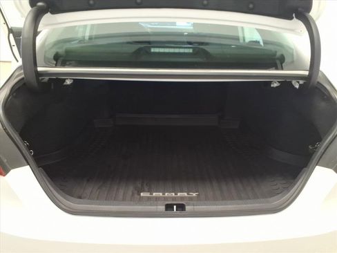 Used 2020 Toyota Camry LE image 20