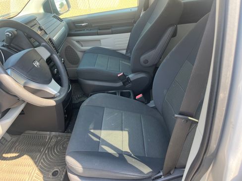 Used 2008 Dodge Grand Caravan SE FWD image 6