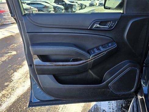Used 2019 Chevrolet Tahoe LS image 11