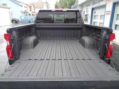 Used 2022 Chevrolet Silverado 1500 Limited RST image 10