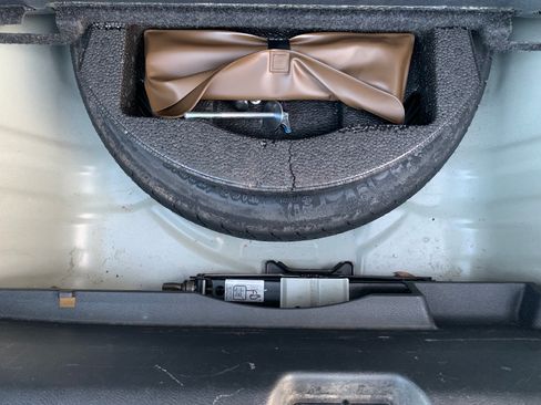 Used 2010 Honda Civic Natural Gas image 10