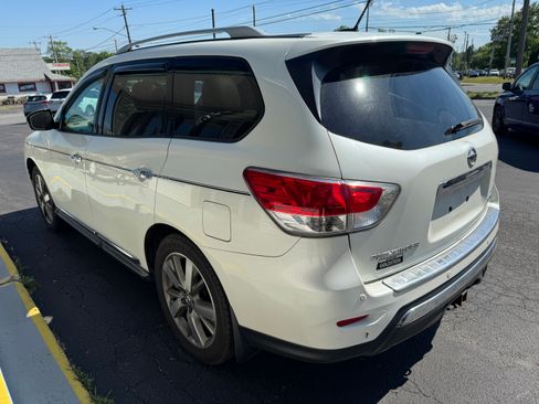 Used 2015 Nissan Pathfinder AWD/4WD image 4