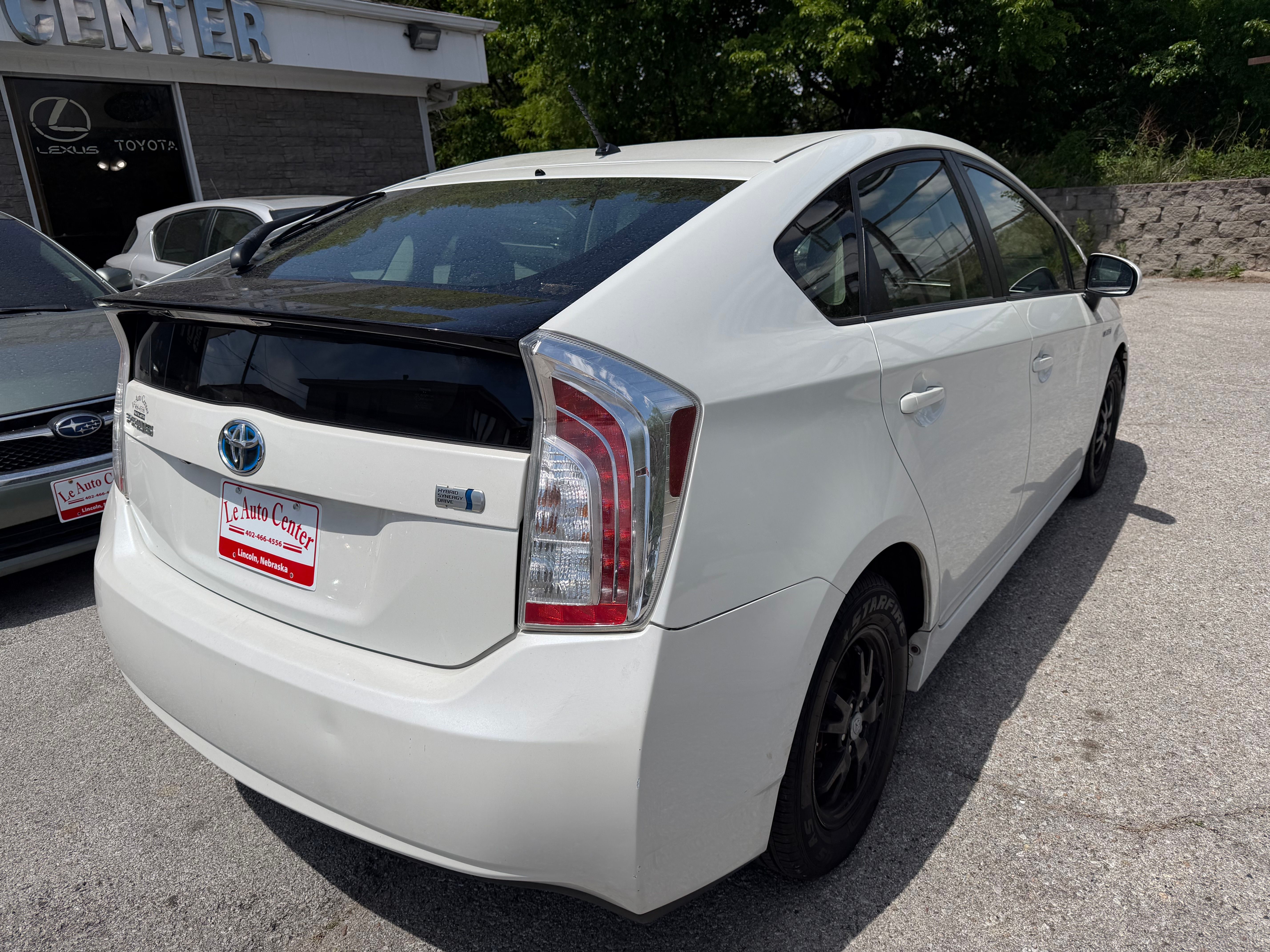 Used 2015 Toyota Prius Two Hatchback 4D FWD image 4