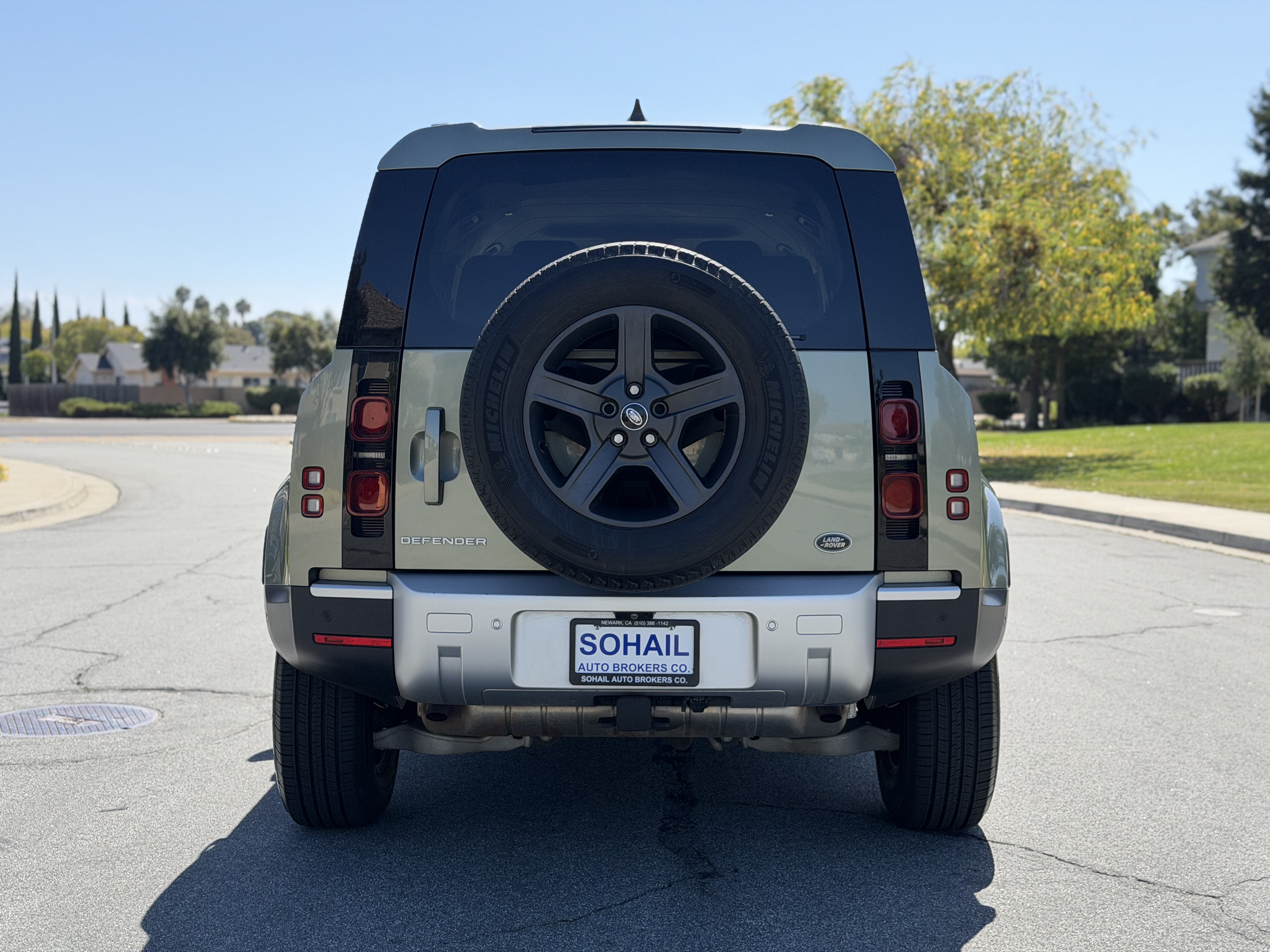 Used 2020 Land Rover Defender 110 AWD/4WD image 4