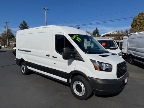 Used 2019 Ford Transit 250 image 1