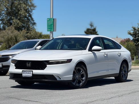 Used 2024 Honda Accord EX image 1