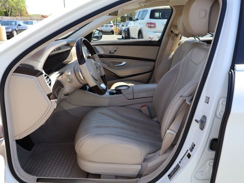 Used 2020 Mercedes-Benz S 560e image 14