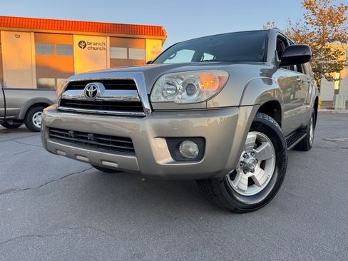 Used 2007 Toyota 4Runner SR5 image 6