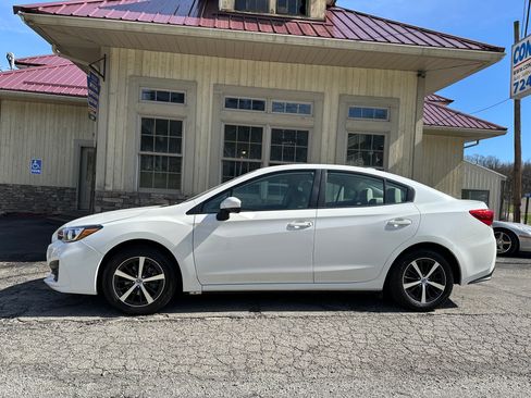 Used 2019 Subaru Impreza 2.0i Premium image 2