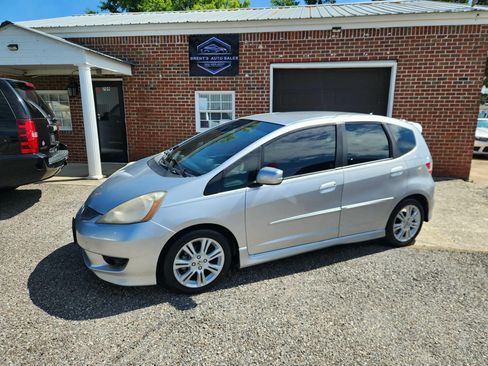 Used 2011 Honda Fit Sport image 17