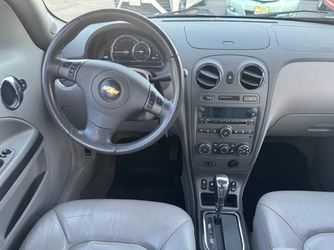 Used 2006 Chevrolet HHR LT image 23