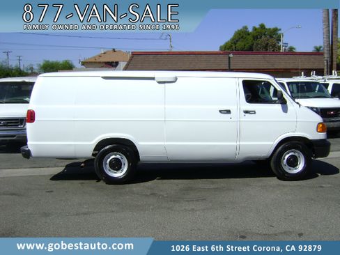 Used 2001 Dodge B3500 image 1