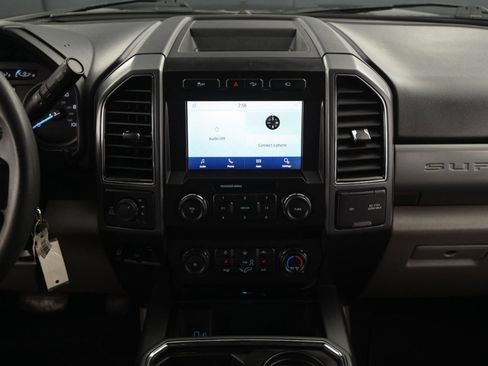 Used 2022 Ford F250 XLT image 20