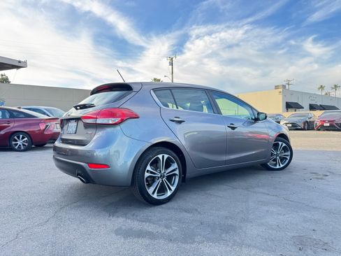 Used 2016 Kia Forte EX image 8