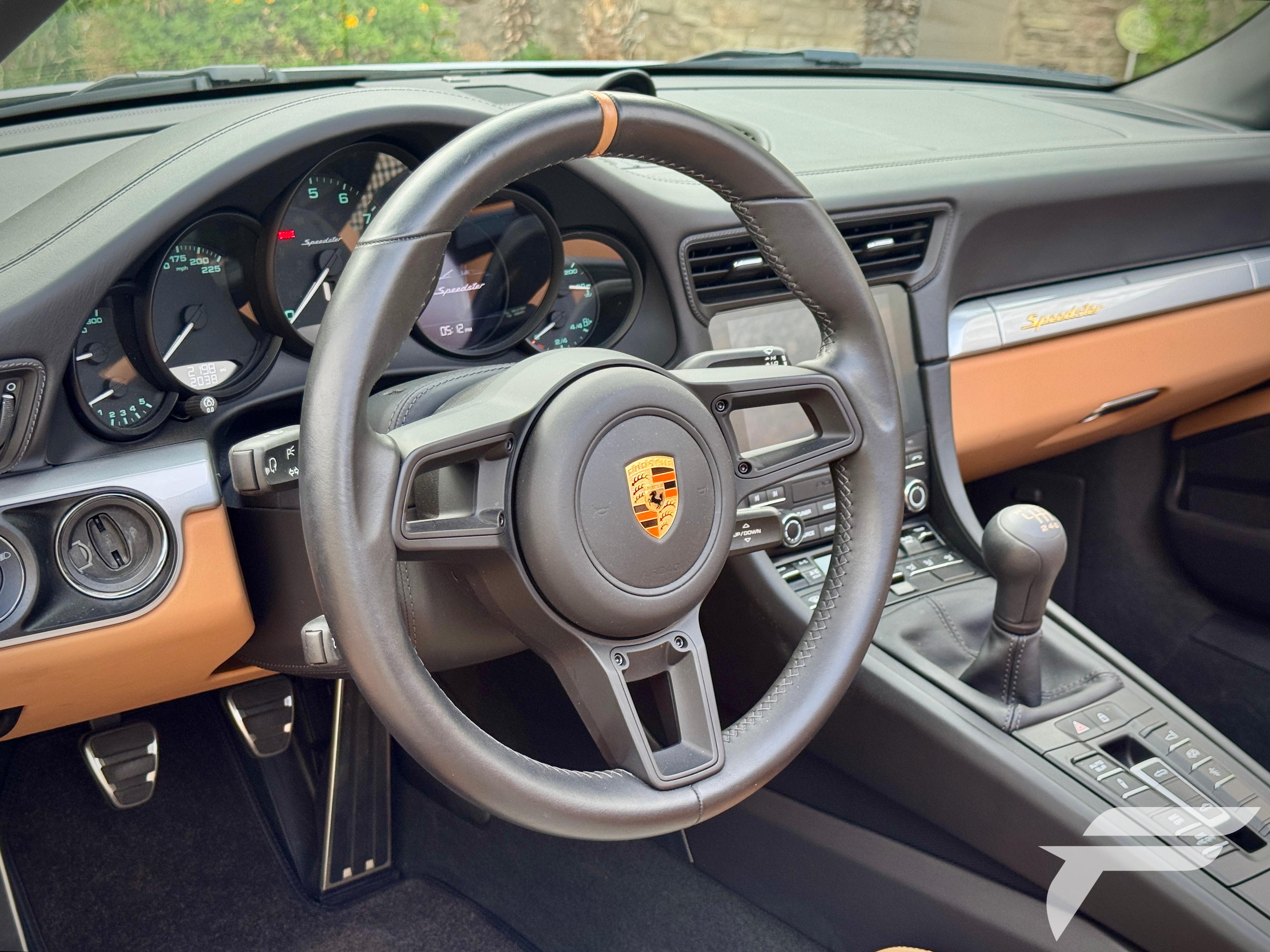 Used 2019 Porsche 911 Speedster RWD image 49