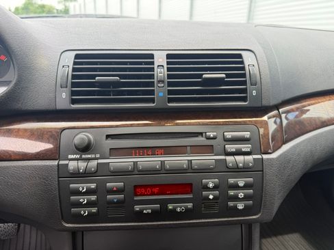 Used 2003 BMW 325i Sedan RWD image 21