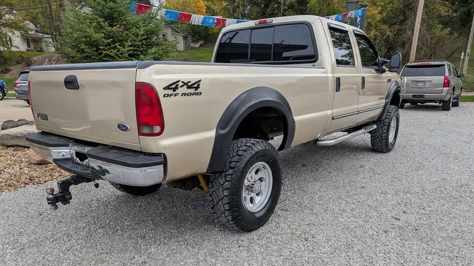 Used 2000 Ford F250 4x4 Crew Cab Super Duty image 5