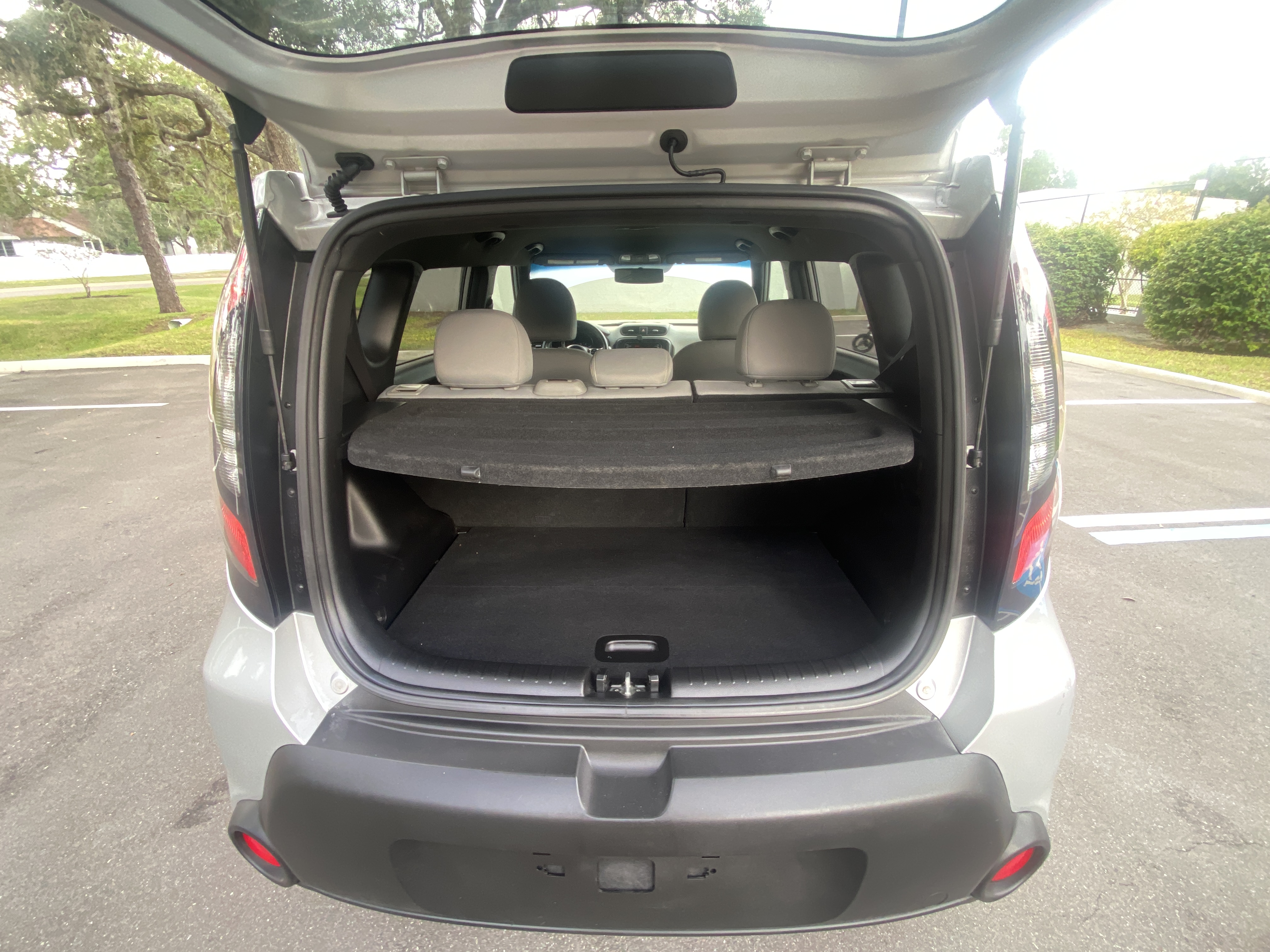 Used 2015 Kia Soul + FWD image 22