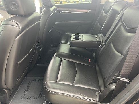 Used 2017 Cadillac XT5 Premium Luxury image 15