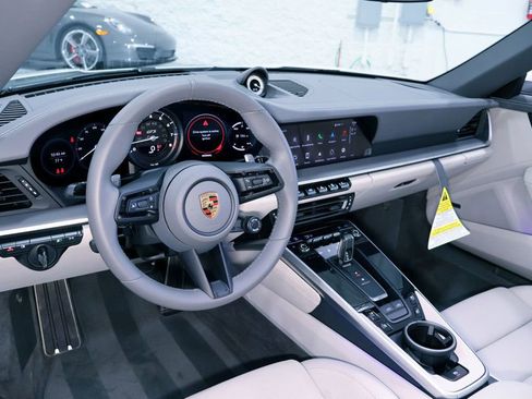 Used 2024 Porsche 911 Targa 4 GTS image 32