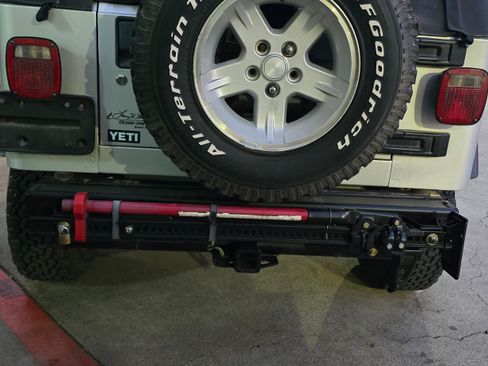 Used 2005 Jeep Wrangler Sport image 9