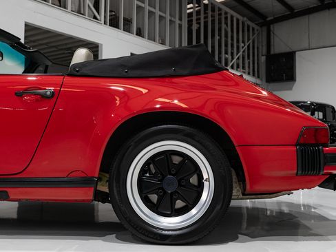 Used 1987 Porsche 911 Carrera image 13