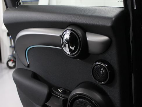 Used 2023 MINI Cooper S image 37