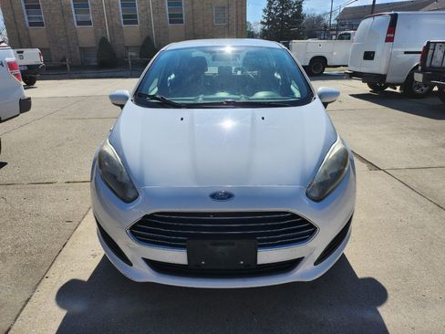 Used 2019 Ford Fiesta S image 2