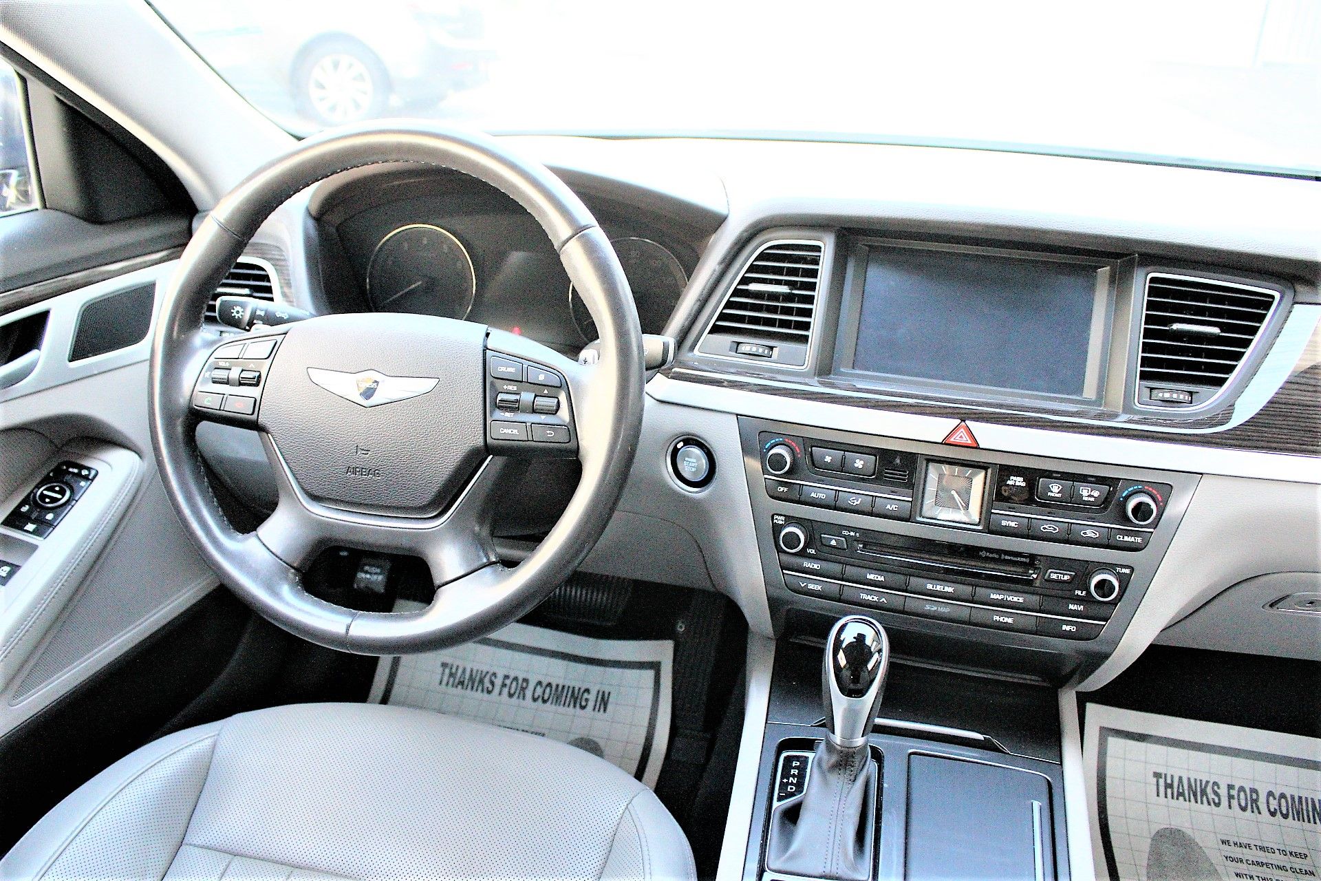 Used 2015 Hyundai Genesis 3.8 2 wheel drive image 23
