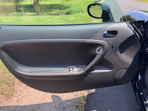 Used 2007 Pontiac Solstice GXP image 3