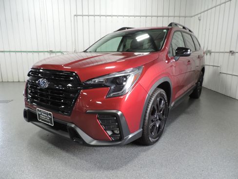 Used 2023 Subaru Ascent Onyx Edition image 1