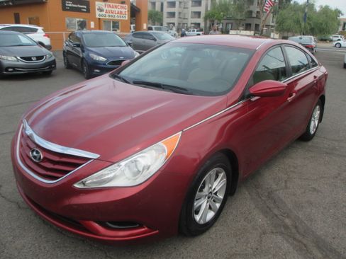 Used 2013 Hyundai Sonata GLS image 13