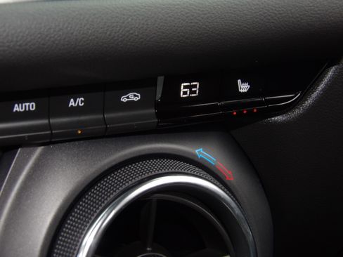 Used 2024 Chevrolet Blazer FWD LT w/ 2LT image 6