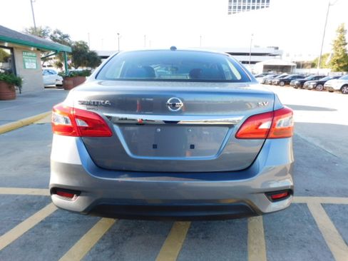 Used 2019 Nissan Sentra SV image 6