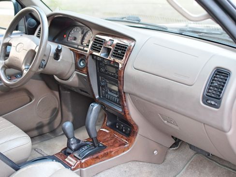 Used 1999 Toyota 4Runner Limited image 20