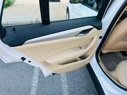 Used 2015 BMW X1 sDrive28i w/ PREMIUM PACKAGE RWD image 14