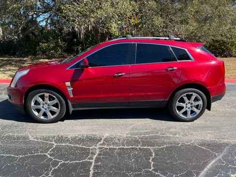 Used 2011 Cadillac SRX Performance image 1