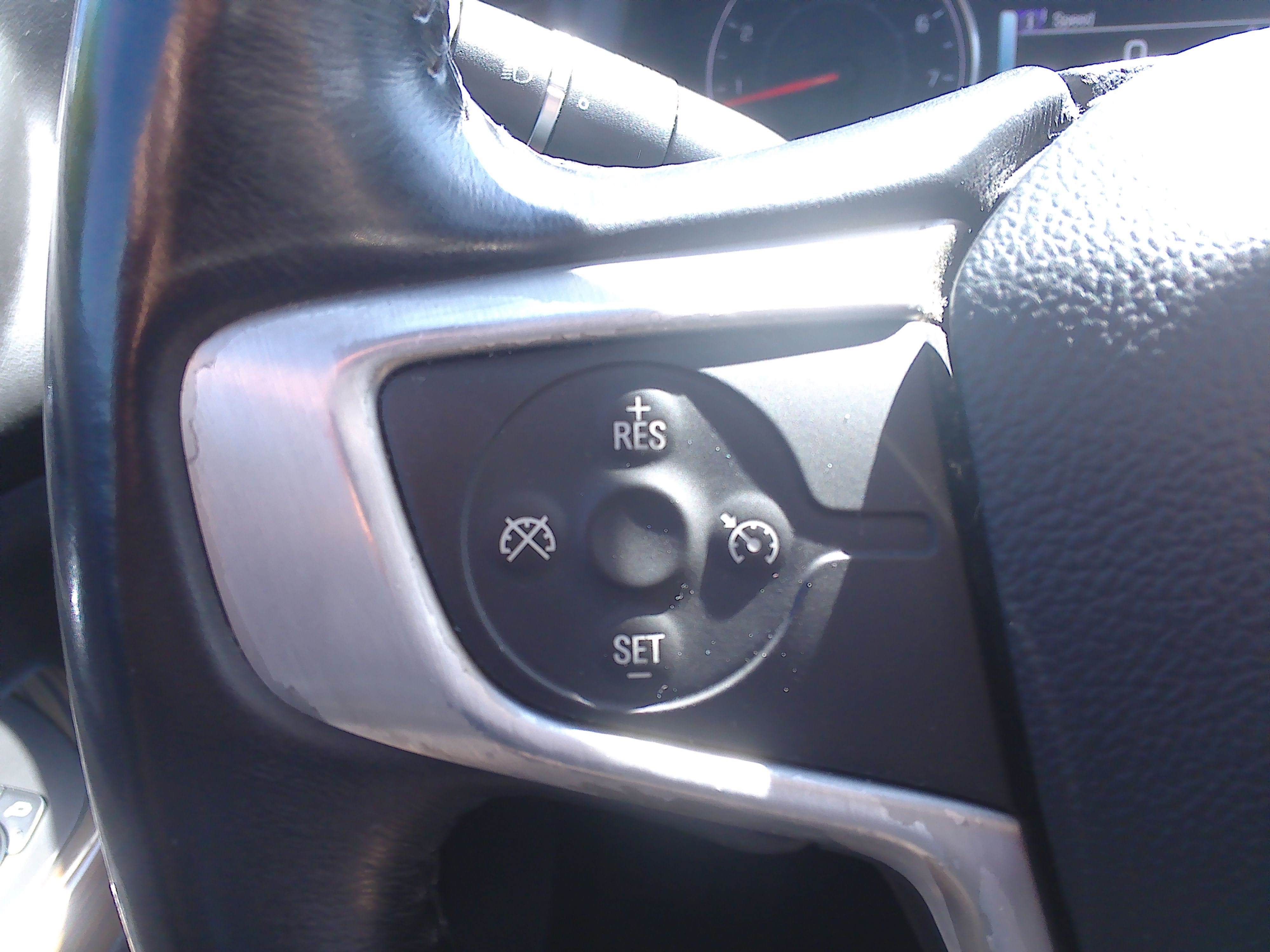 Used 2017 GMC Acadia SLE FWD image 28