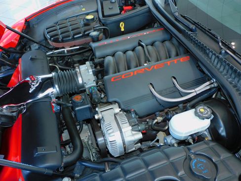 Used 1998 Chevrolet Corvette Stingray Convertible w/1LT image 12