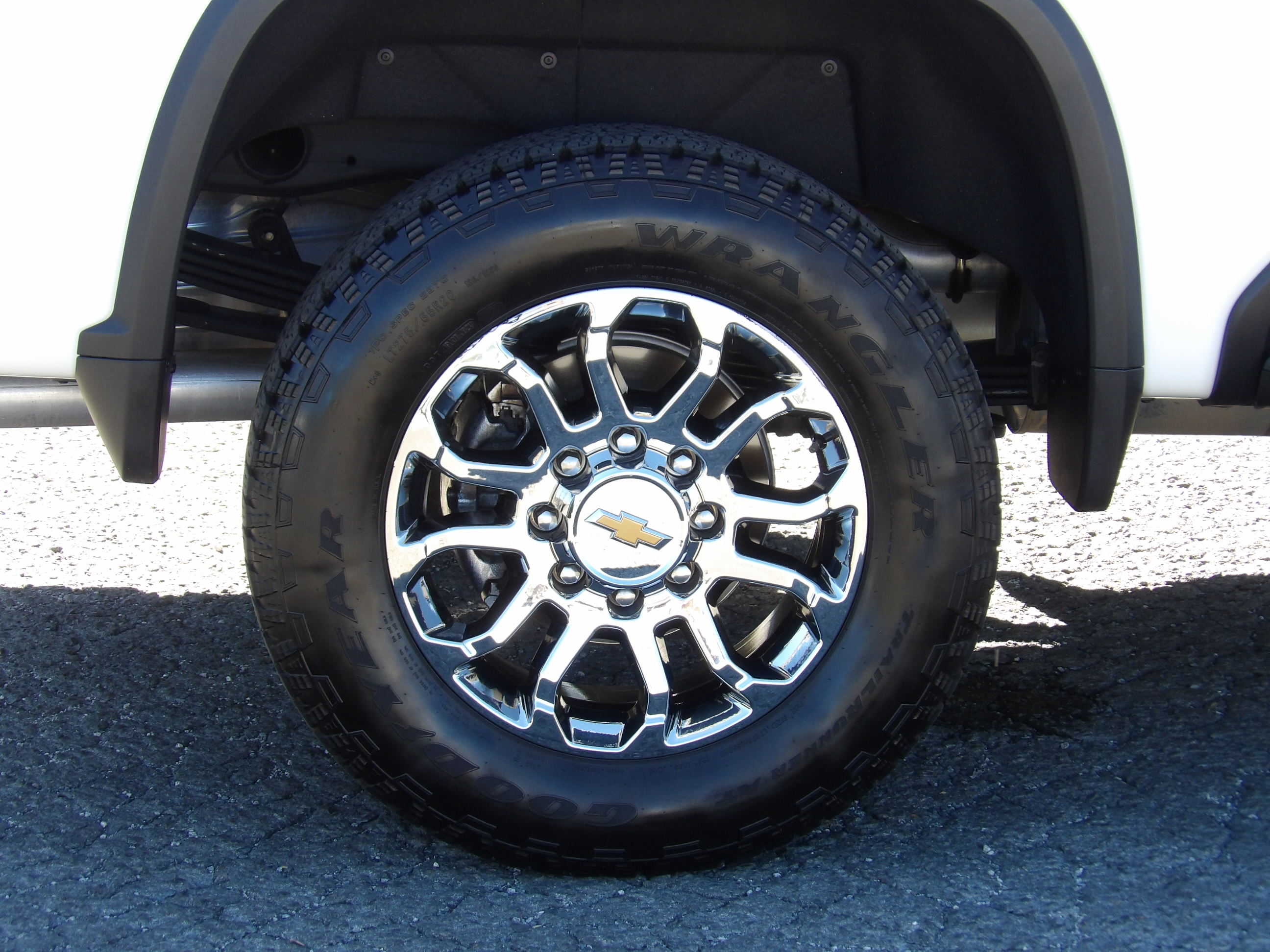 Used 2026 Chevrolet Silverado 2500 4x4 Crew Cab LTZ image 11