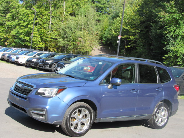 Used 2017 Subaru Forester 2.5i Touring AWD/4WD image 2