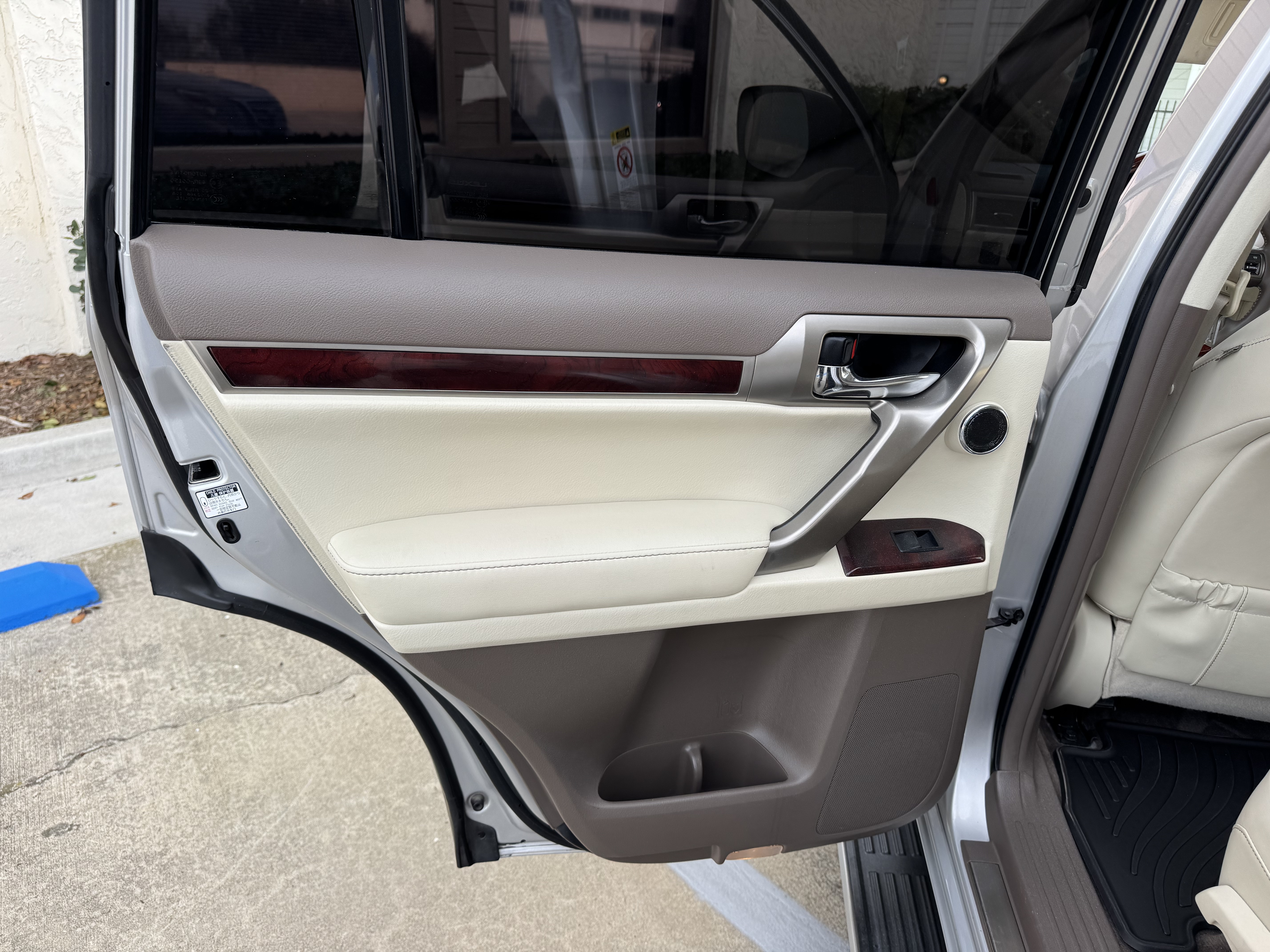 Used 2012 Lexus GX 460 Premium AWD/4WD image 20