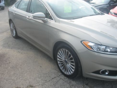 Used 2015 Ford Fusion Titanium AWD image 3