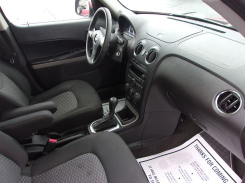 Used 2010 Chevrolet HHR LT w/ 1LT FWD image 4