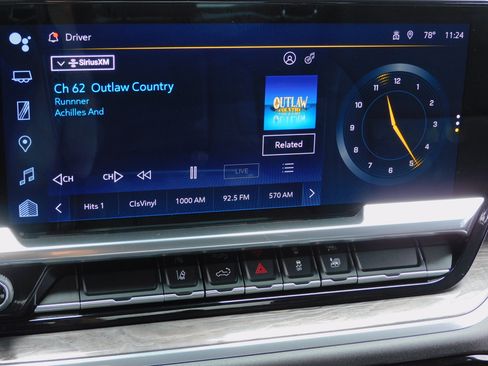 Used 2024 Chevrolet Silverado 2500 LTZ image 9