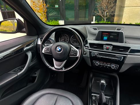 Used 2018 BMW X1 sDrive28i Sport Utility 4D FWD image 19